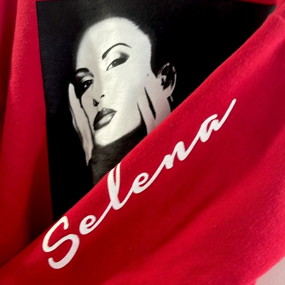 Selena Queen of Columbia Sweatshirt - Picture 2 of 5